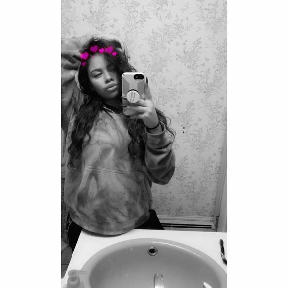 Meet your Posher, Melany - Picture 1 of 1